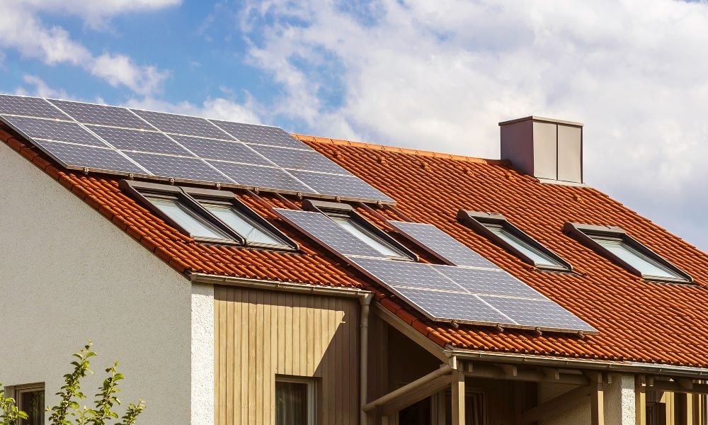 Fachkraft fuer Solartechnik in Ludwigshoehe